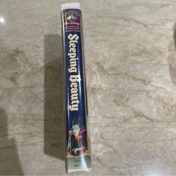 VHS - Picture 2 of 4